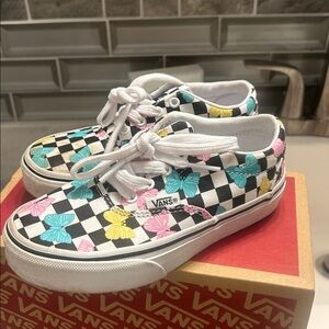 Girls size 12 Vans Butterfly Checkerboard Multi